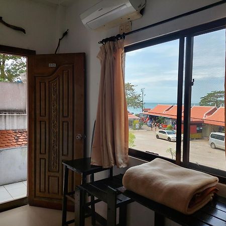 Auberge de la Plage Kep Habitación foto