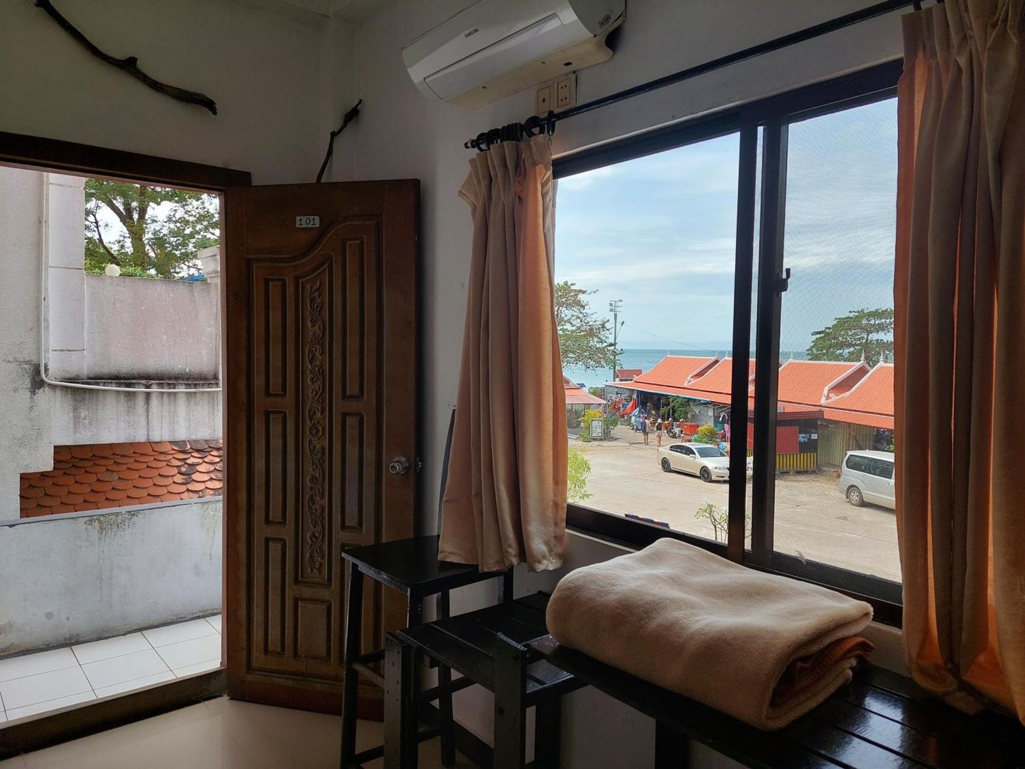 Auberge de la Plage Kep Habitación foto
