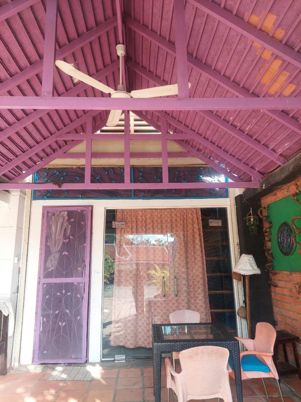 Auberge de la Plage Kep Exterior foto